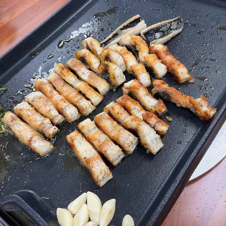 백억수산 풍천민물장어 어시장 대표 사진