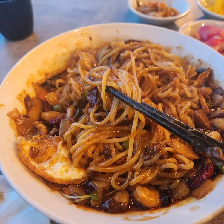홍유단 대표 사진