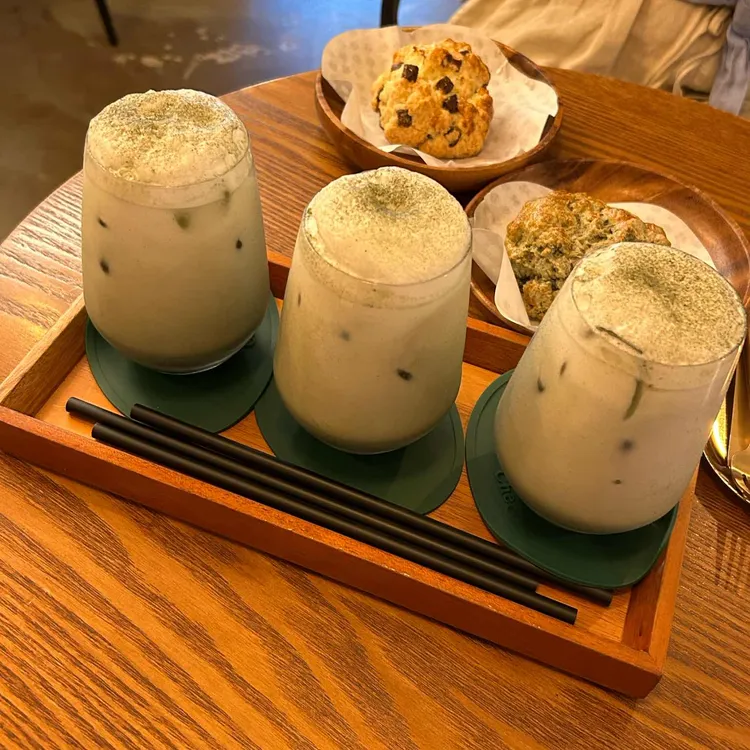헨리스플랏 대표 사진