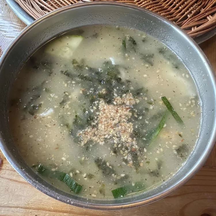 금오산풀하우스 대표 사진