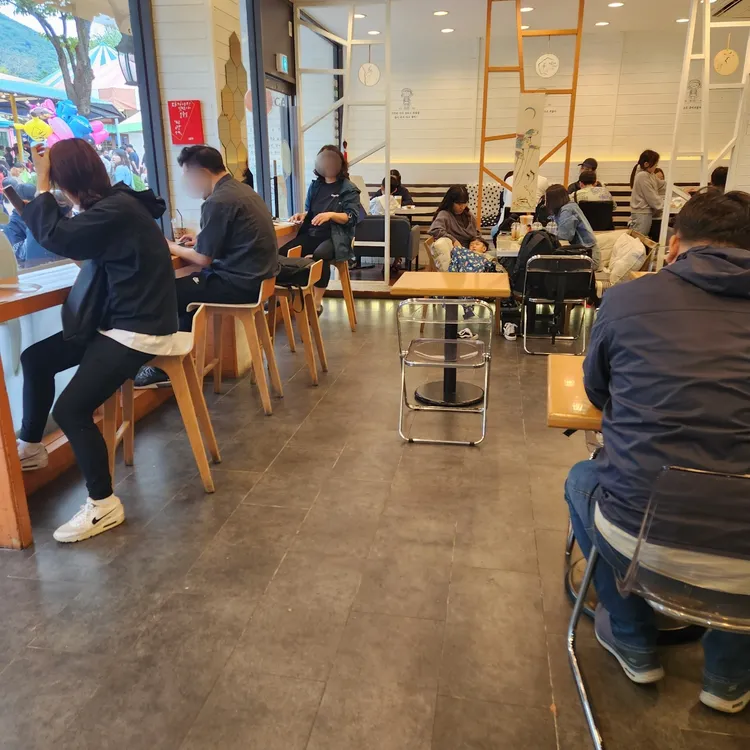 쉼표카페 대표 사진