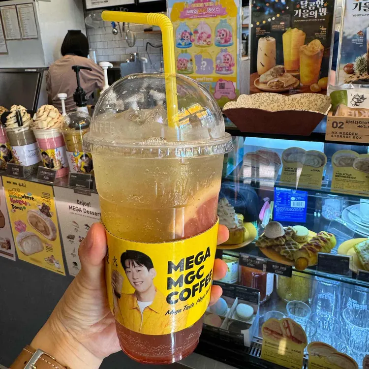 메가커피 대표 사진