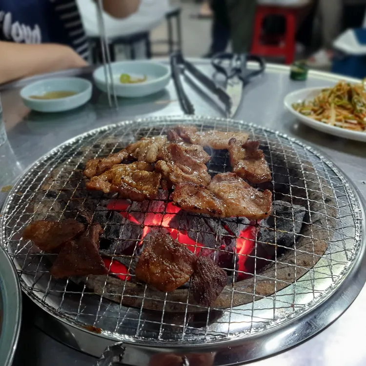 나우구이집 대표 사진