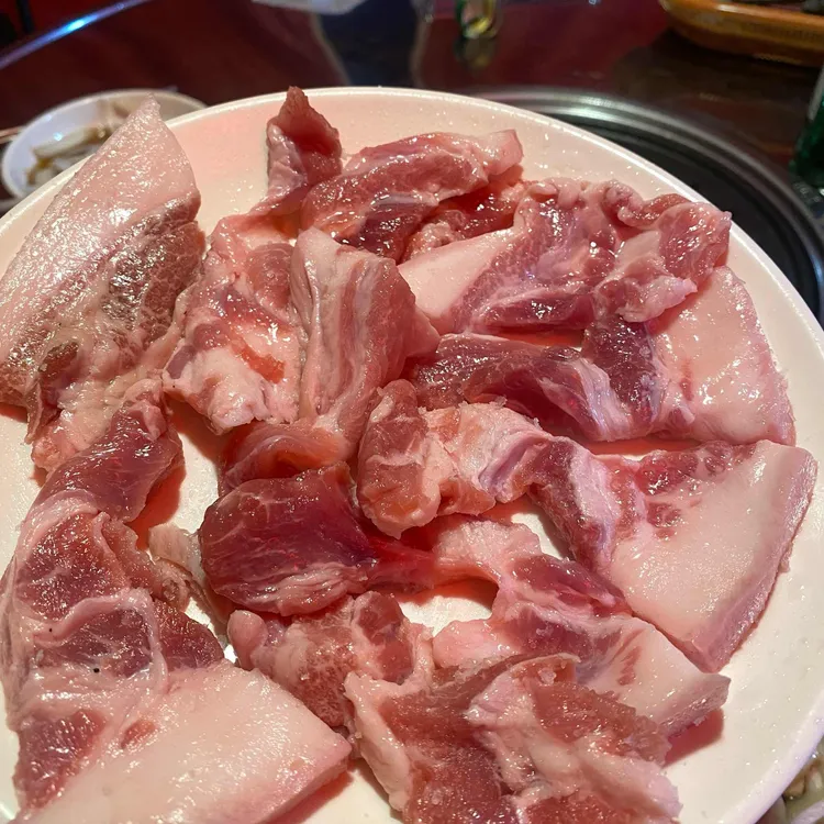 돼지창살무봤나 대표 사진