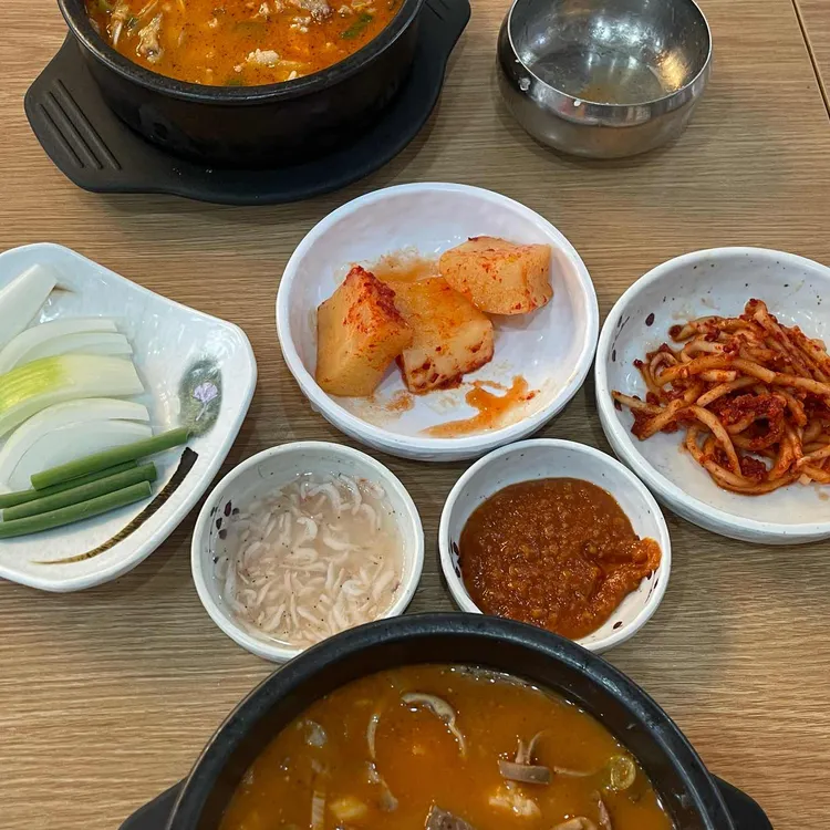 신의주찹쌀순대 대표 사진