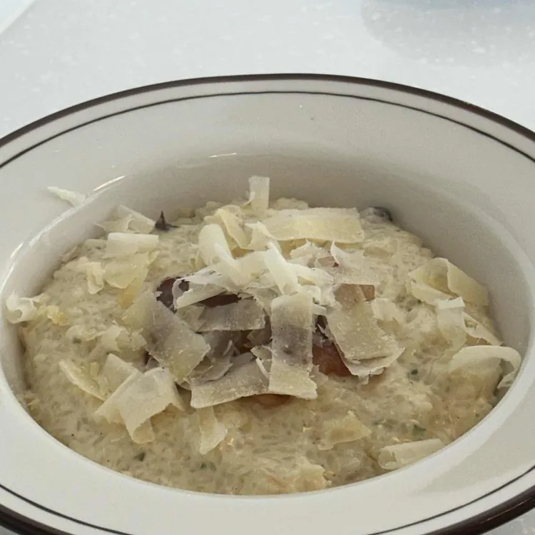 로제앤치즈 대표 사진