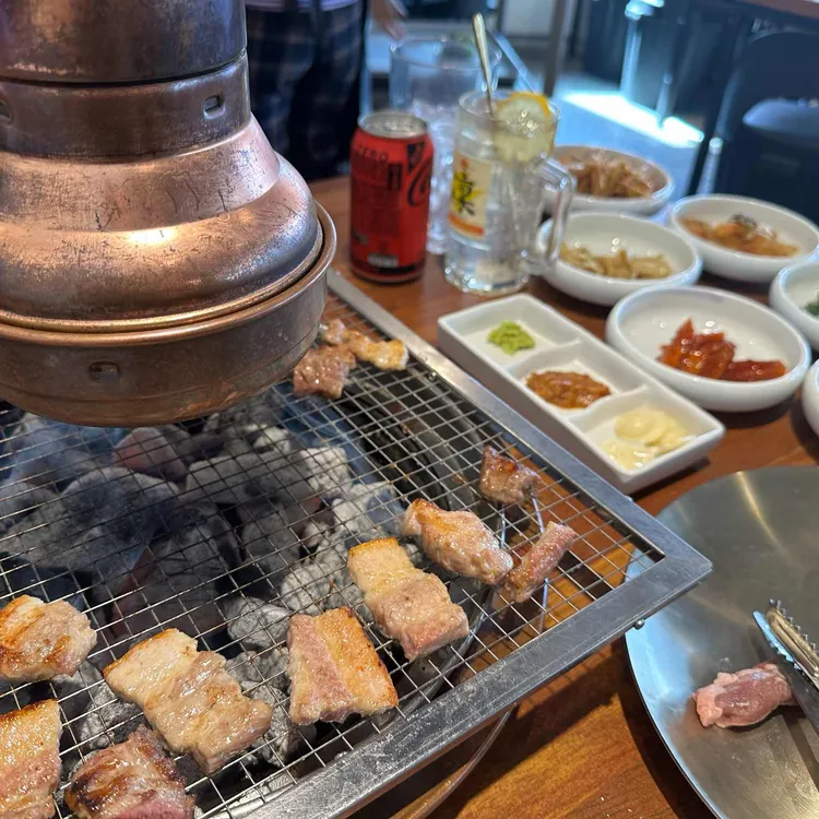 화목토 대표 사진