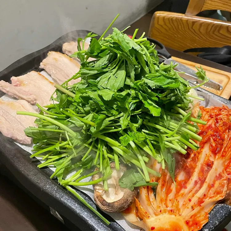 여의도미나리삼겹 대표 사진