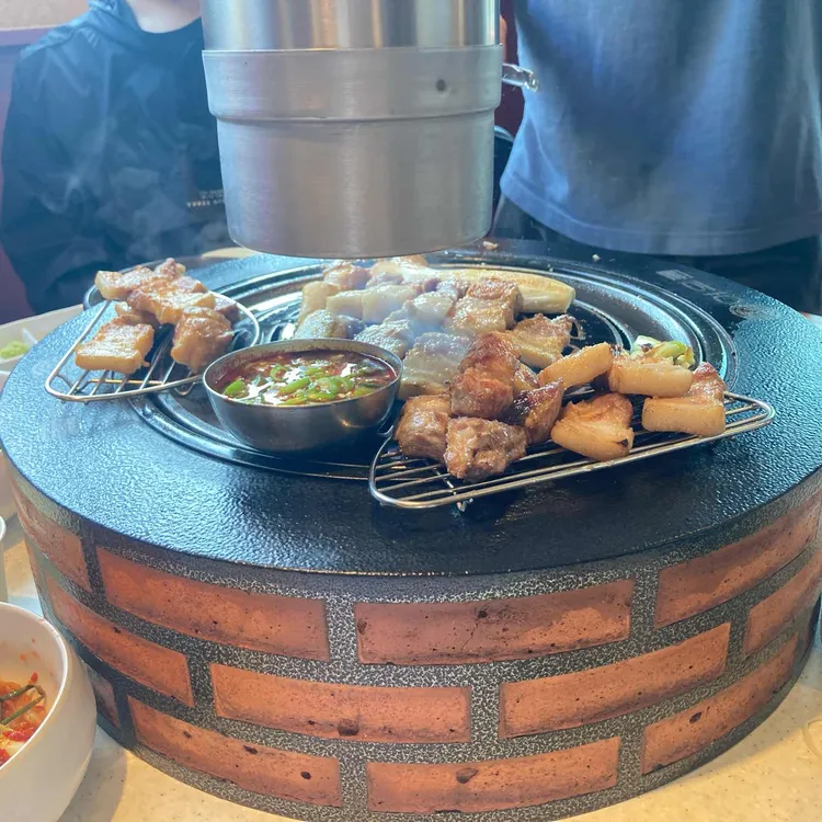 어우름 성산흑돼지 대표 사진