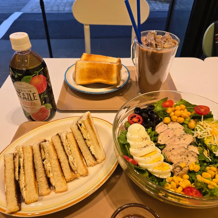 푸릇푸릇 대표 사진
