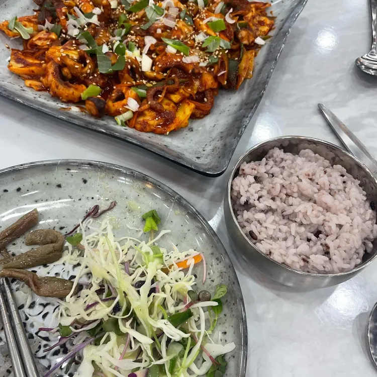 코찜코찜 대표 사진