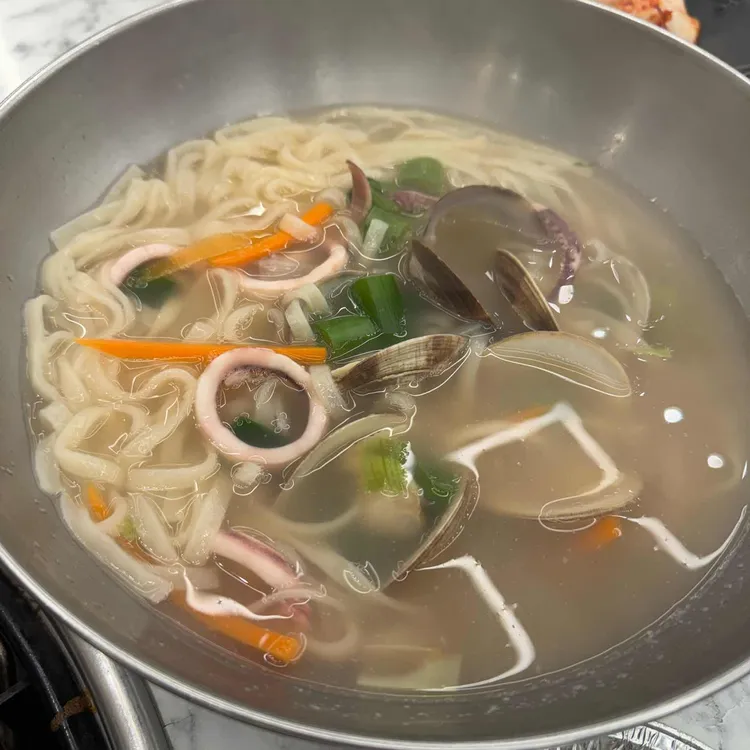 섬과섬사이 대표 사진