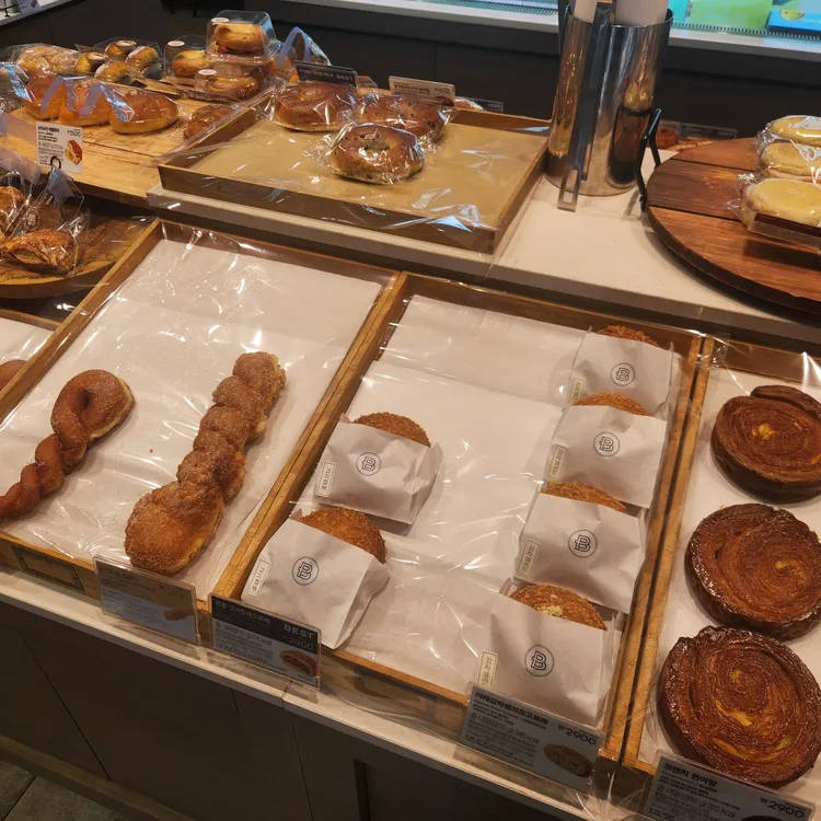 파리바게뜨 대표 사진