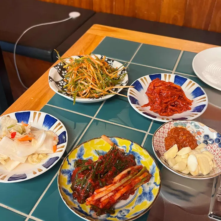 짝귀 대표 사진
