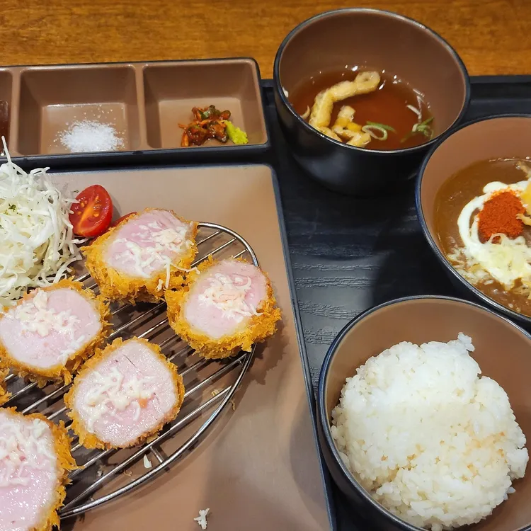 카츠713 대표 사진
