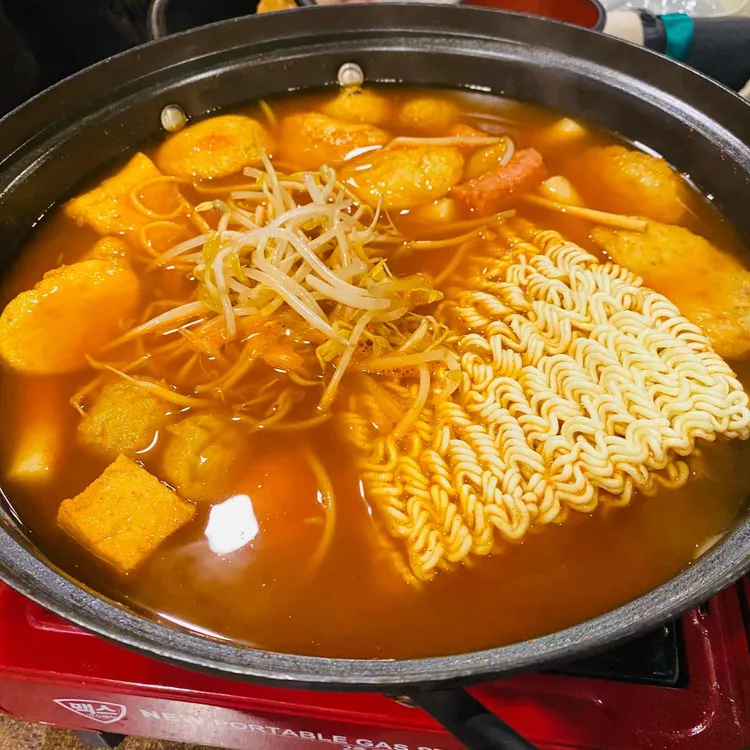 오븐에빠진닭 대표 사진