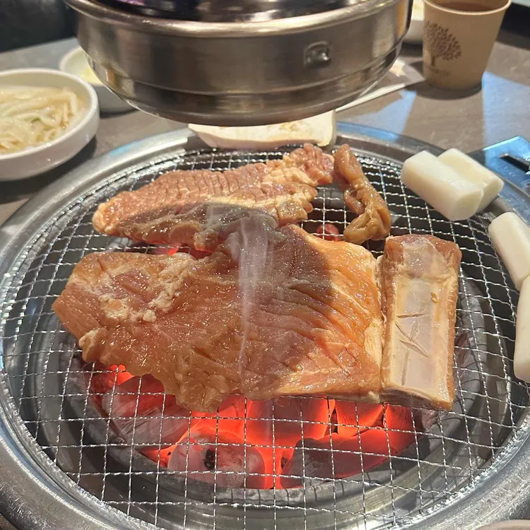 꽃숯갈비 대표 사진