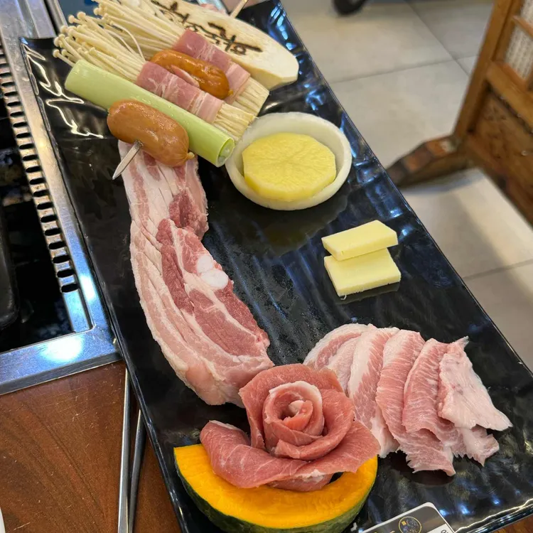 화돈화우 대표 사진
