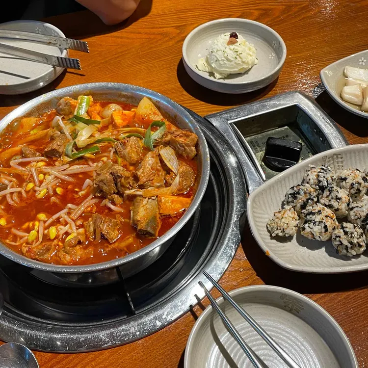 짚신매운갈비찜 대표 사진