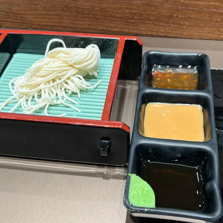 샤브퀴진 대표 사진