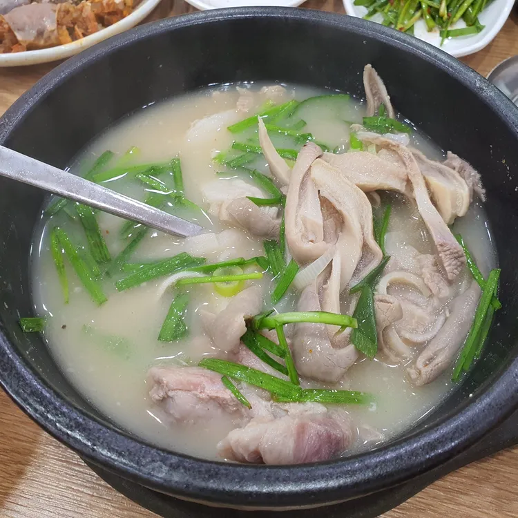 시골한방돼지국밥 대표 사진