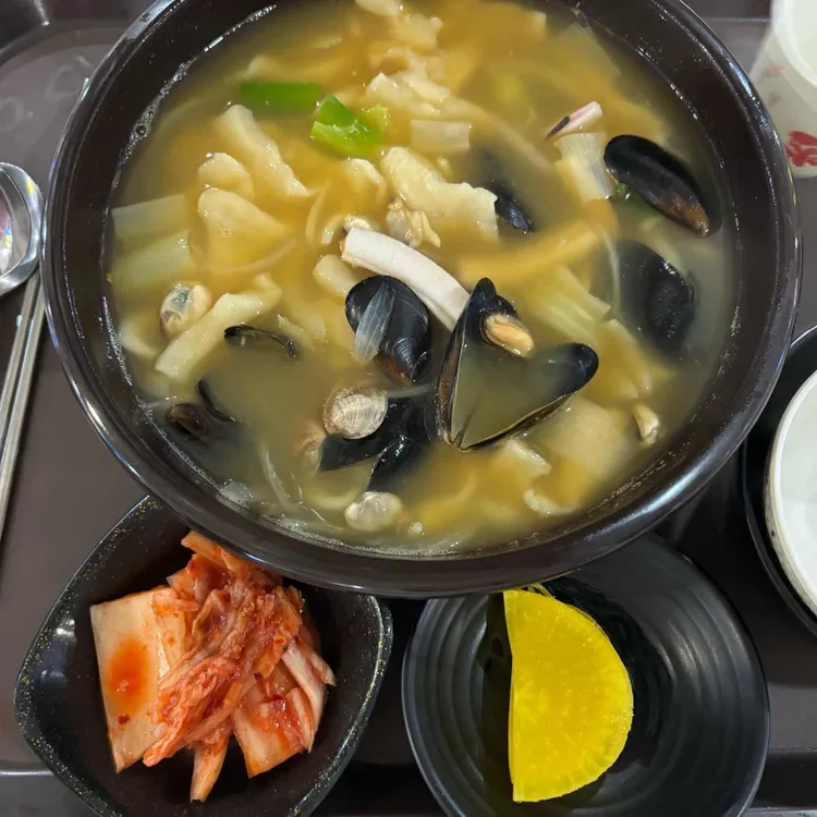 요미요미 대표 사진