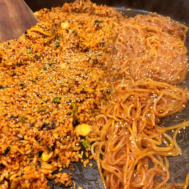유가네닭갈비 대표 사진