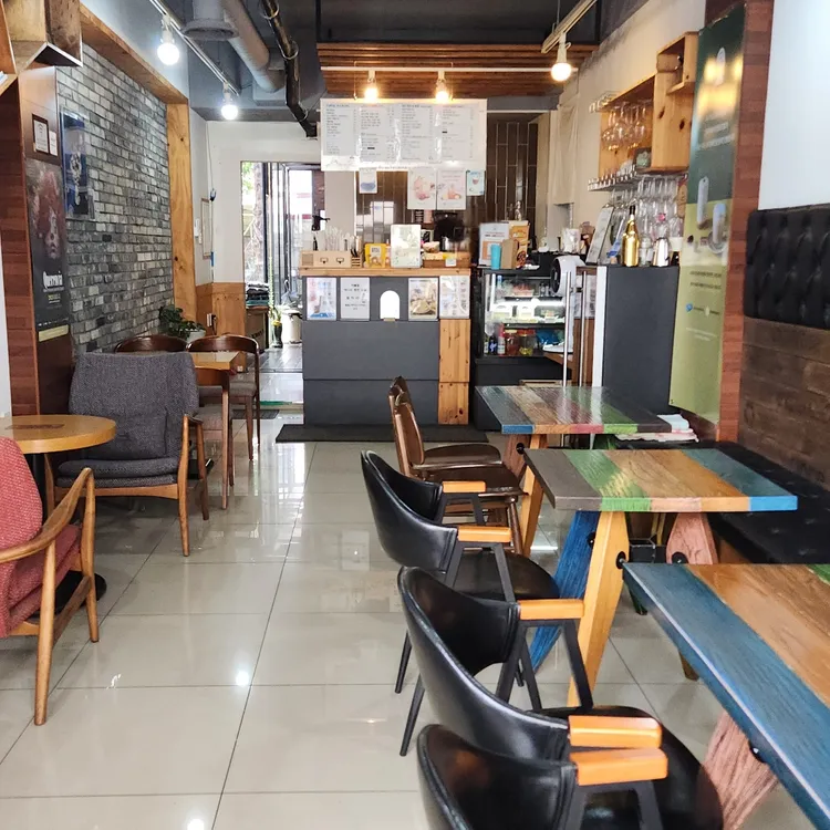 카페 정원 대표 사진