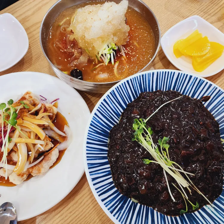덕희네짬뽕 - 아산 짬뽕, 찹쌀탕수육 맛집 | 다이닝코드, 빅데이터 맛집검색