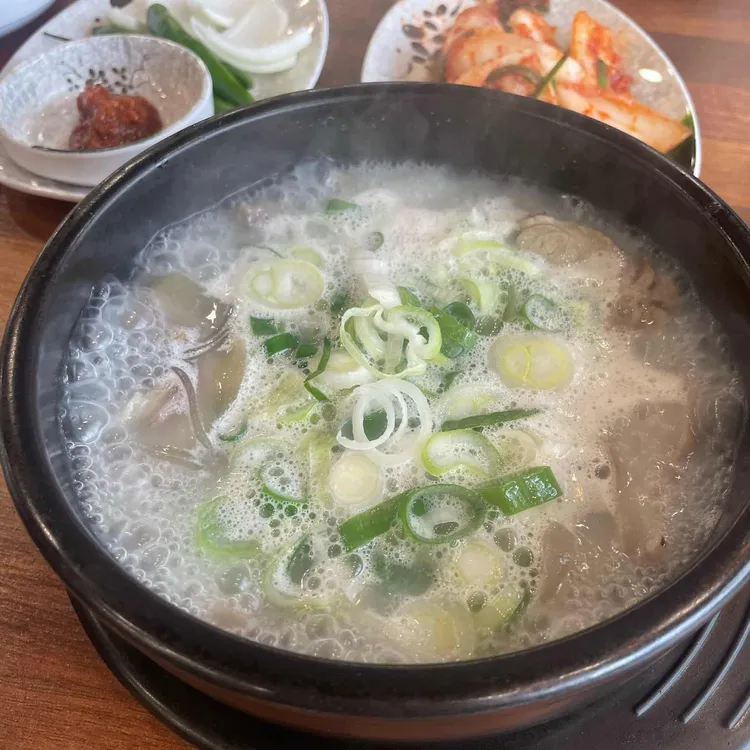 융건릉한우소머리곰탕 대표 사진