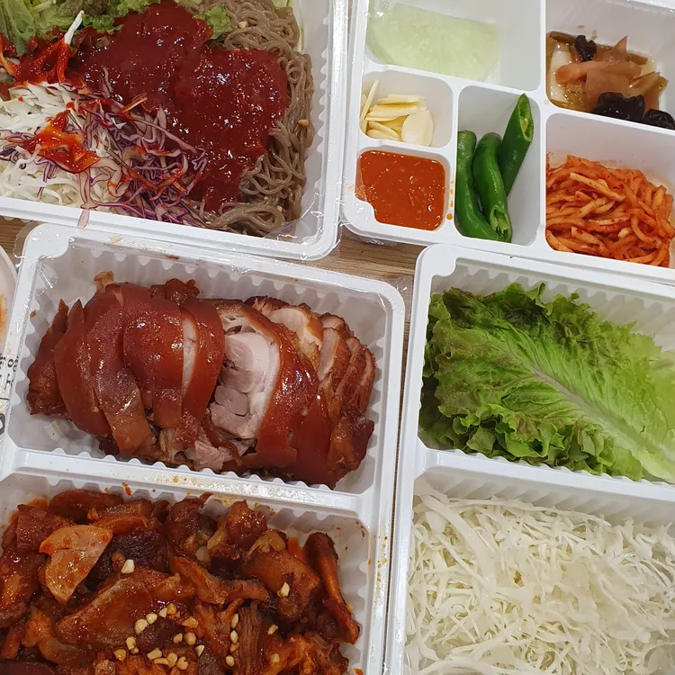 만족오향족발 대표 사진