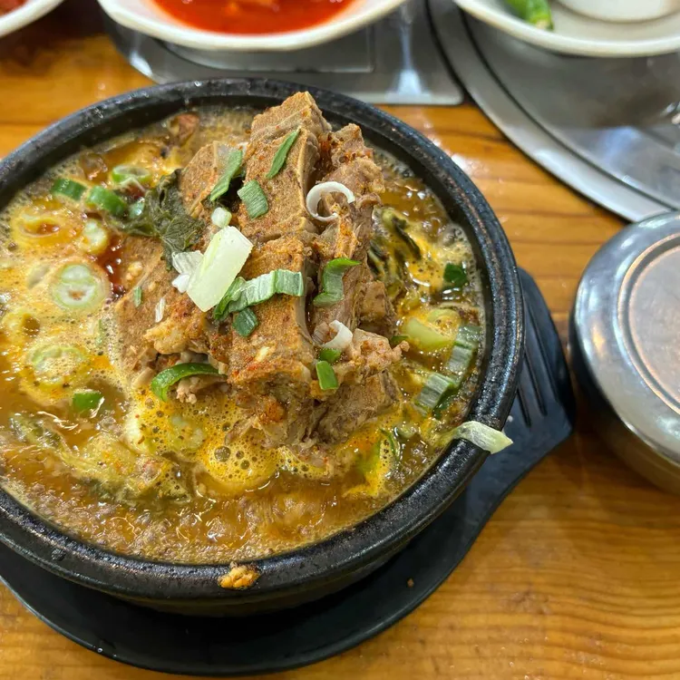 왕골감자탕 대표 사진