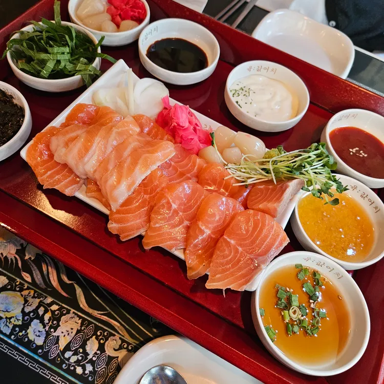 육값어치 대표 사진