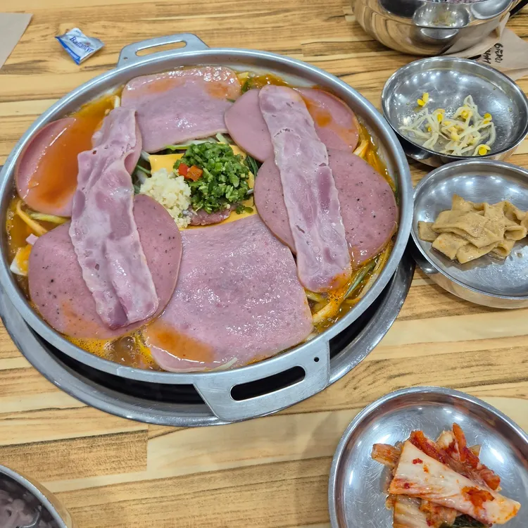 이태리부대찌개 대표 사진