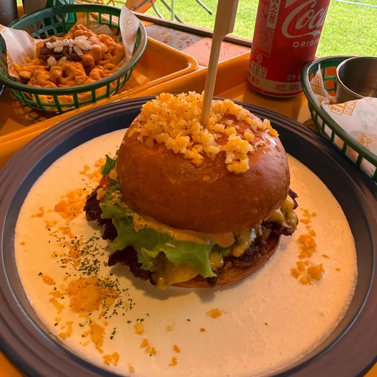 Burger FLUFFY 대표 사진
