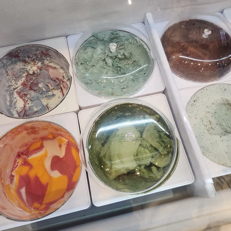 배스킨라빈스 대표 사진