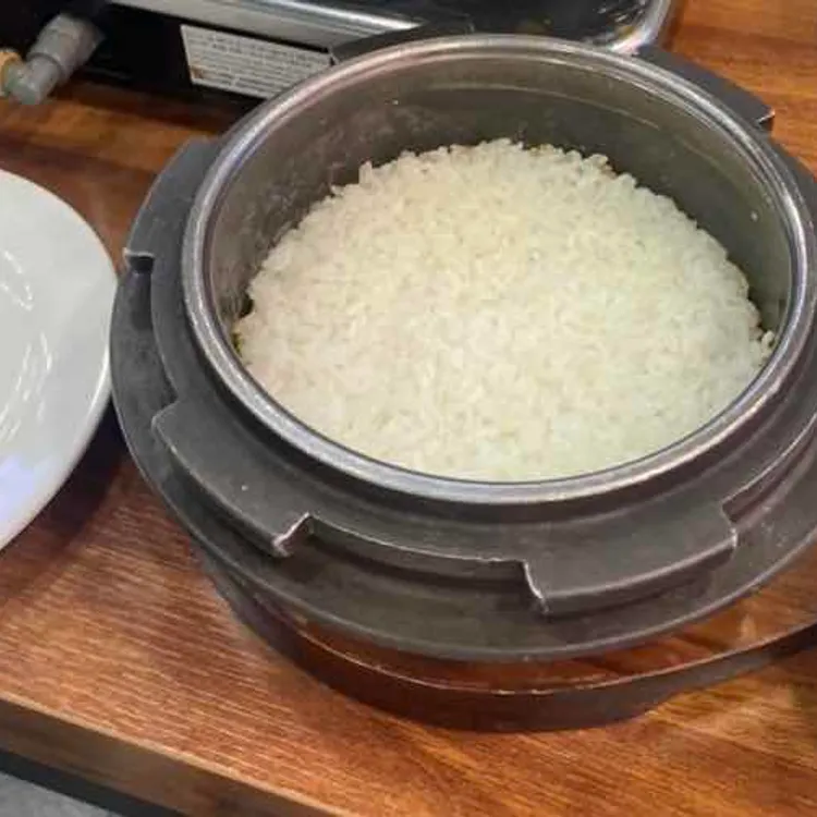 김삼보 제주생고기 & 김치찌개 대표 사진