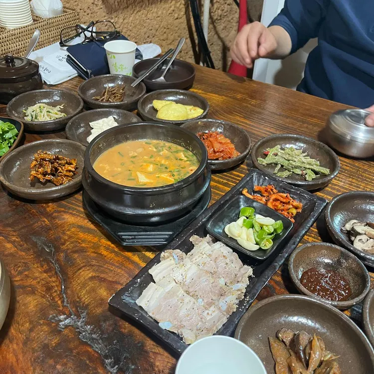 토담 대표 사진