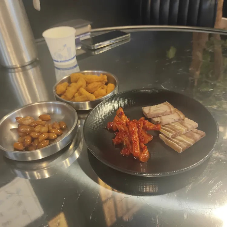 동백식탁 대표 사진