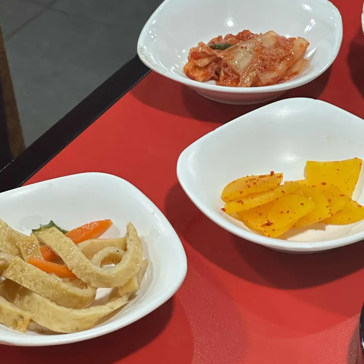 놀부부대찌개 대표 사진