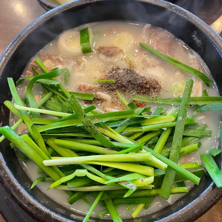 신의주찹쌀순대 대표 사진