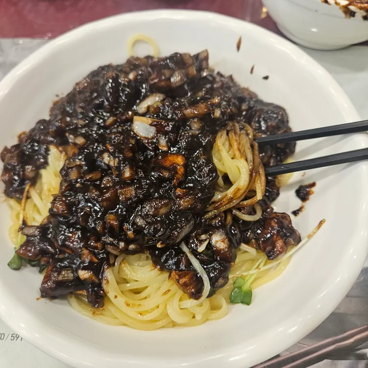 아방궁 대표 사진