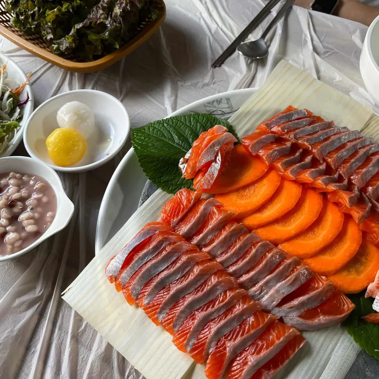 남우수산 대표 사진