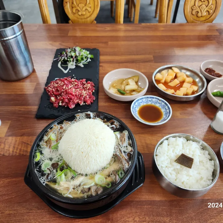 갈비탕에 진심을 담다 대표 사진