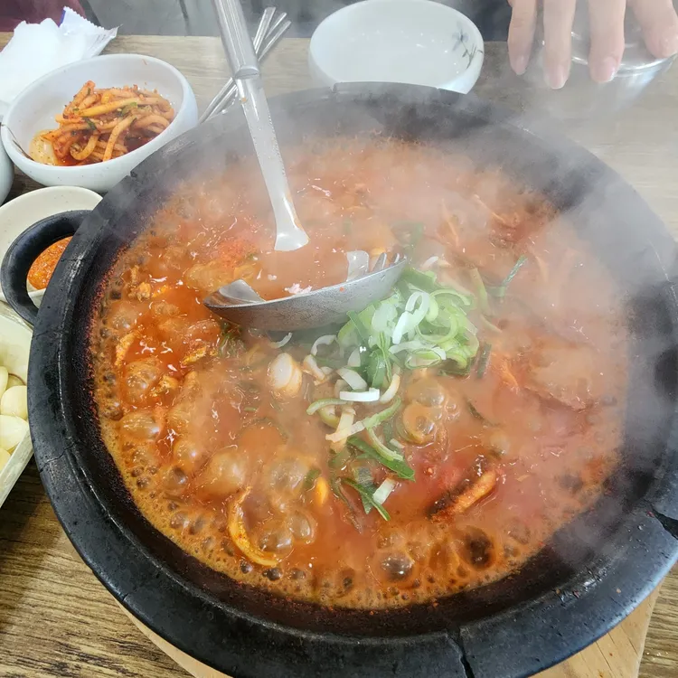 봄내멸치쌈밥 대표 사진