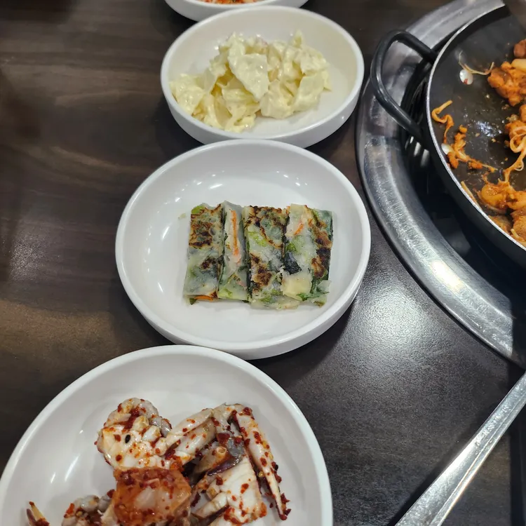 유정쌈밥 대표 사진