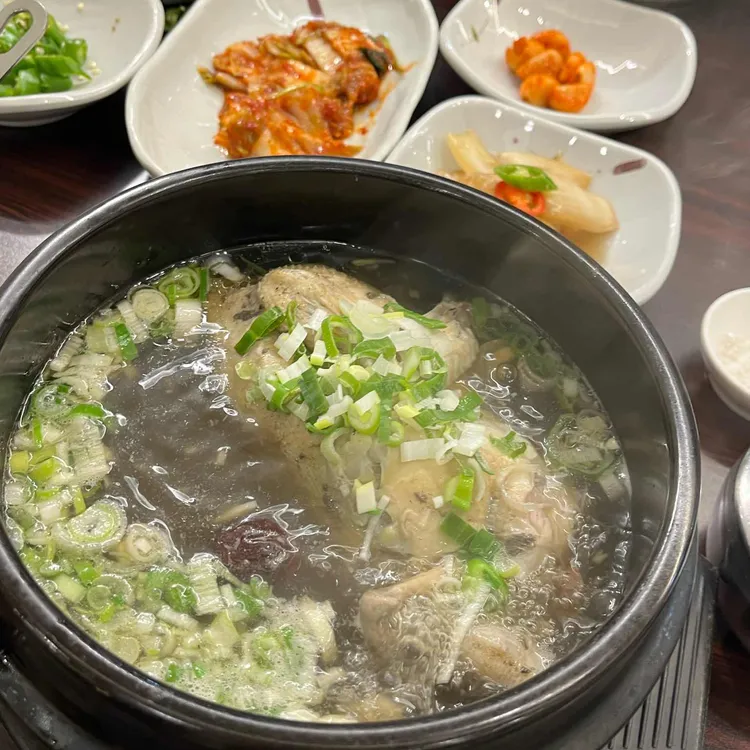 제1능이백숙 생국수 대표 사진