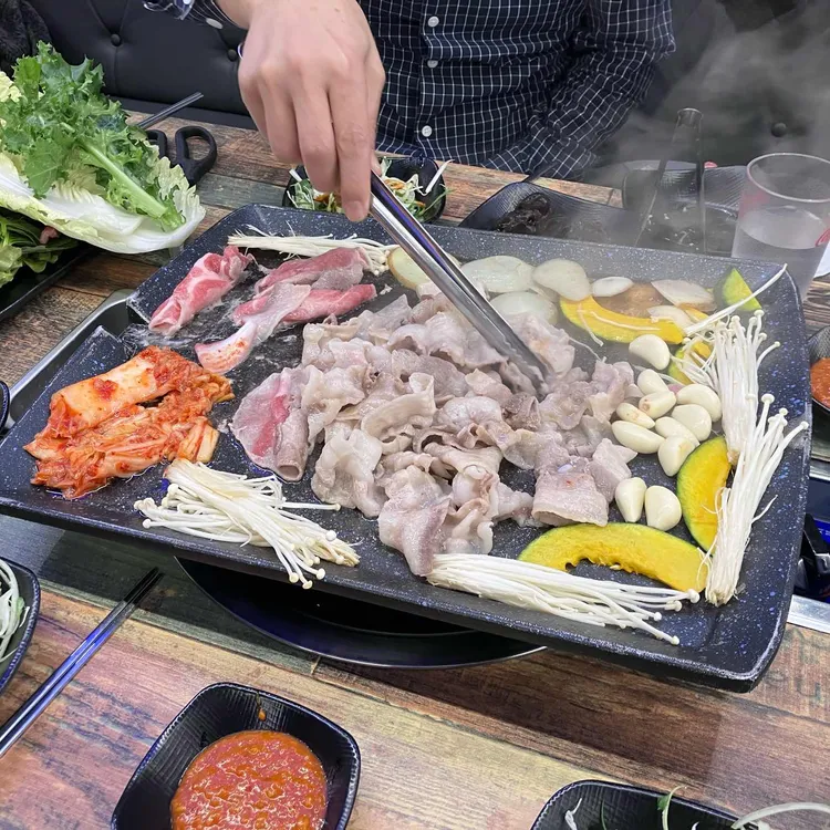 일품대패 - 충주 대패삼겹살, 흑돼지 맛집 | 다이닝코드, 빅데이터 맛집검색