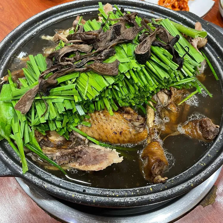 올능이능이버섯백숙 대표 사진