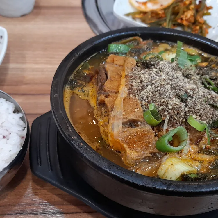 숙이네감자탕 대표 사진